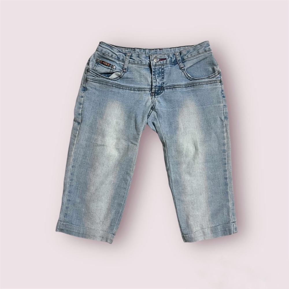 Unique vintage Gon Li Jean shorts
